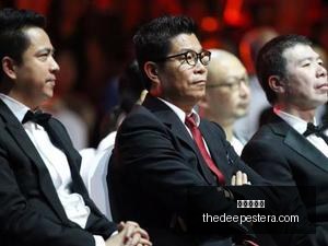 曼联变革疑,球迷热议换,汤不换药,皇冠网官网,皇冠网官网App,皇冠网官网下载,皇冠网官网登录,皇冠网官网平台